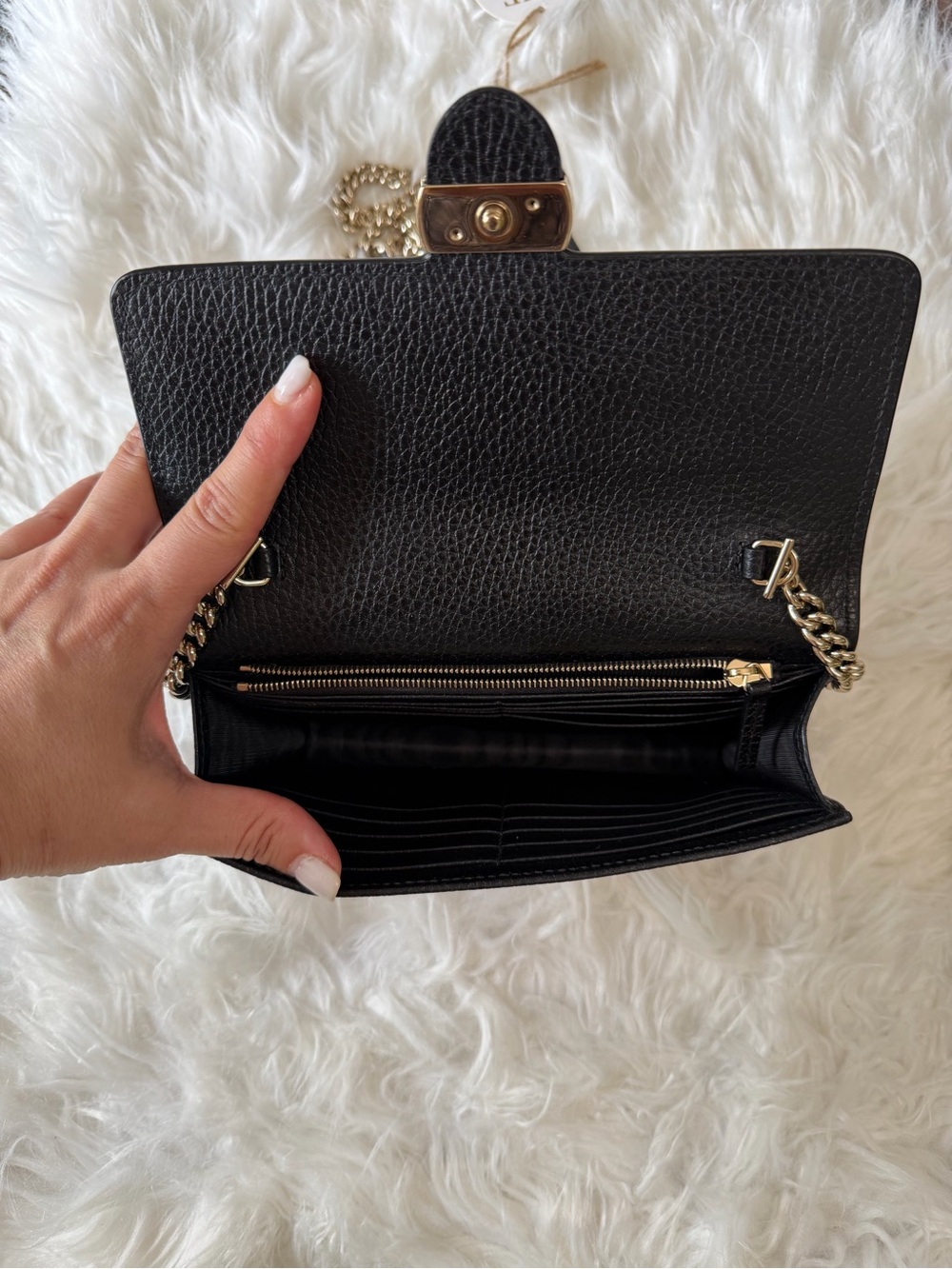 GUCCI INTERLOCKING G WALLET ON CHAIN Grained Leather - Picture 6 of 12
